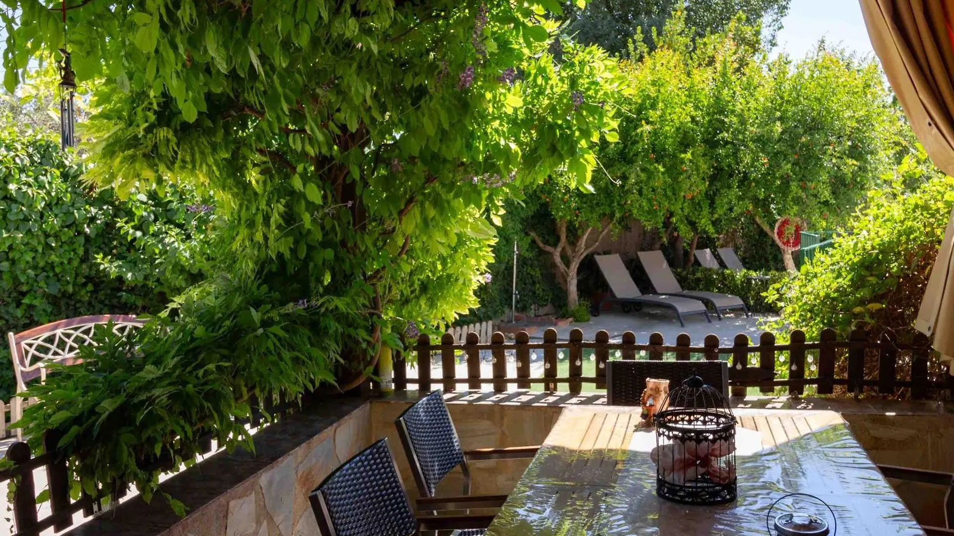 Farm stay Cortijo Valmaruc Villa Durcal
